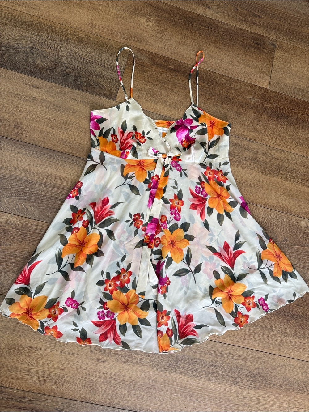 Vtg 90’s Victoria's Secret White Sundress with Orange & Pink Floral Print.Sz M